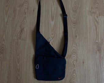 バッグ 90s NIKE tech shoulder bag sling y2k Vintage Y2K NIKE Crossbody Sling Backpack One Shoulder Bag