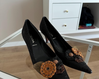 Prada leather heels vintage classic luxury rare