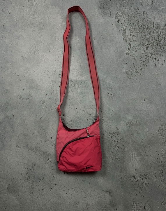 Nike Crossbody Bag Vintage 90s 00s Y2k Pink Hype Style
