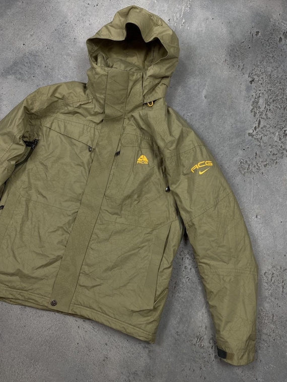 NIKE ACG 90s 00s Y2K fleece jacket green Vintage Y2K Nike ACG fleece in black - XL | St Cyr Vintage