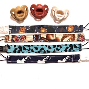 Animal Print Pacifier Clips for Babies, Cheetah Pattern, Western Cowboy Horses, Deer Antlers