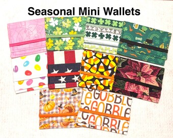 Holiday Fabric Mini Wallet with Elastic Closure, Slim Card Holder for Cards and Cash