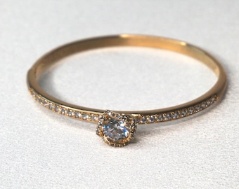 Zirconia Golden Bangle Comfortable and Delicate Bangle for Girls Women