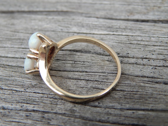 Vintage Natural Opal 10K Yellow Gold Ring Size 7.5 - image 5