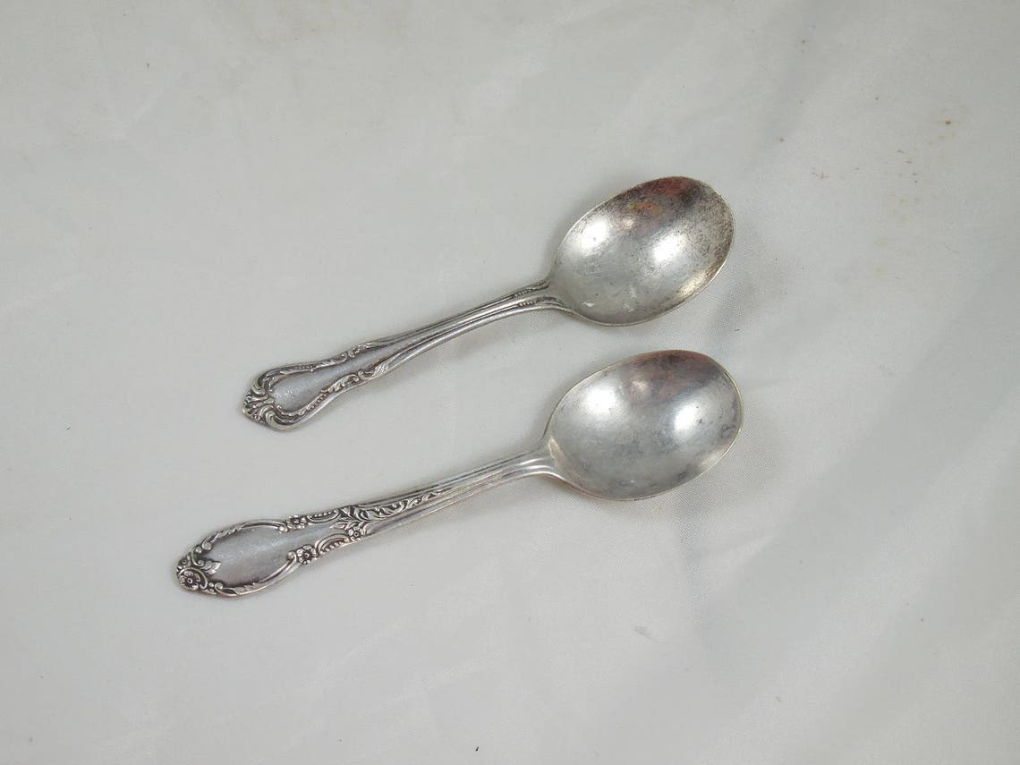 Vintage Two Oneida Ornate Silver Plated Baby Spoons Etsy