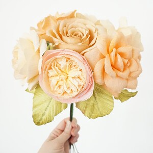 Romántico Mixto Rosas Crepe Flor Bouquet para boda, aniversario, cumpleaños, San Valentín imagen 4