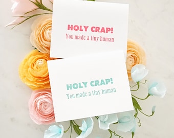 Cartão tipográfico para novo bebê HOLY CRAP