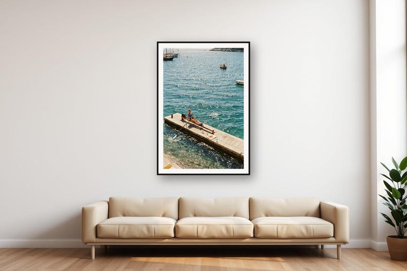 Vintage-Druck eines Ruderdocks | Ruderertraining in einer mediterranen Villa (Digitaler Download) Bild 1