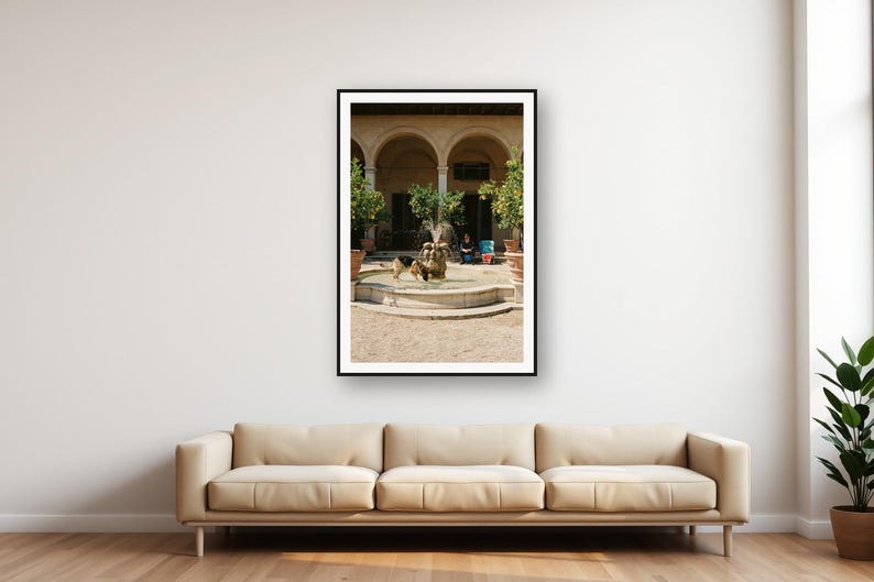 Stampa di un pastore tedesco con fontana / Quadro vintage da parete per cortile mediterraneo (download digitale) immagine 1