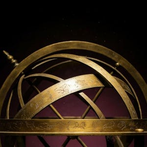 Lámina de la Esfera Armilar Celestial / Decoración Astronómica de Latón (Descarga Digital) imagen 4