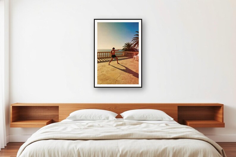 Estampado de silueta de boxeador / Foto vintage de la hora dorada en la terraza de una villa (Descarga digital) imagen 2