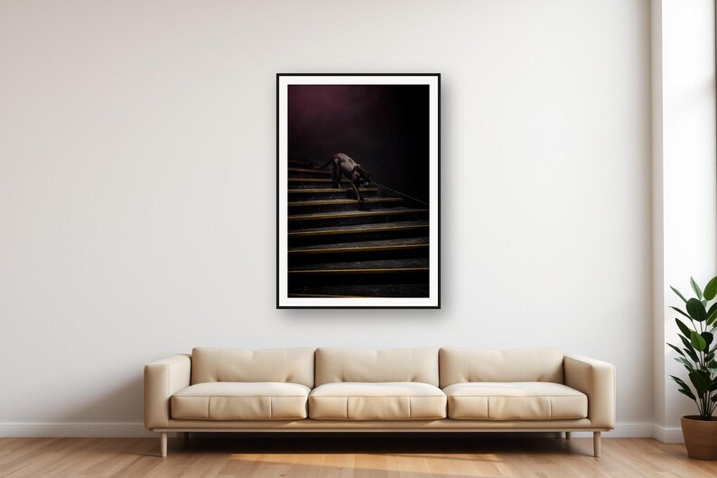 Wandbild „Schwarzer Panther“ | Panther auf Messingtreppe (Digitaler Download) Bild 1