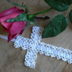 Crocheted Cross Bookmark, Cross Bookmark, Lacy Crocheted Cross Bookmark, Religious Bookmark, Christian Bookmark, White Crochet Bookmark