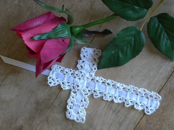 Crocheted Cross Bookmark, Cross Bookmark, Lacy Crocheted Cross Bookmark, Religious Bookmark, Christian Bookmark, White Crochet Bookmark