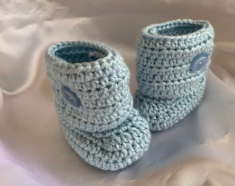 Chaussons bébé au crochet, Crochet bébé, chaussons de baptême, chaussons bébé garçon, chaussons nouveau-nés, bottes bébé au crochet, bottes bébé garçon, trois mois