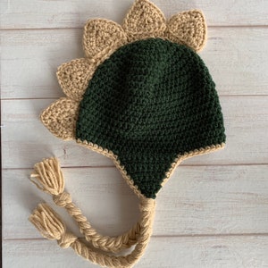 Crochet dragon hat, crochet dinosaur beanie, toddler earflap hat with braids, dinosaur hat with spikes, child dragon beanie with earflaps