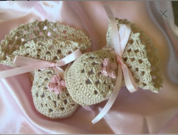 Crochet Baby Booties, Newborn Baby Booties, Booties With Flower