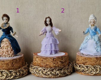 Muñecas miniatura para casa de muñecas, la muñeca mide aproximadamente 25 mm, 1 pulgada, pieza única.