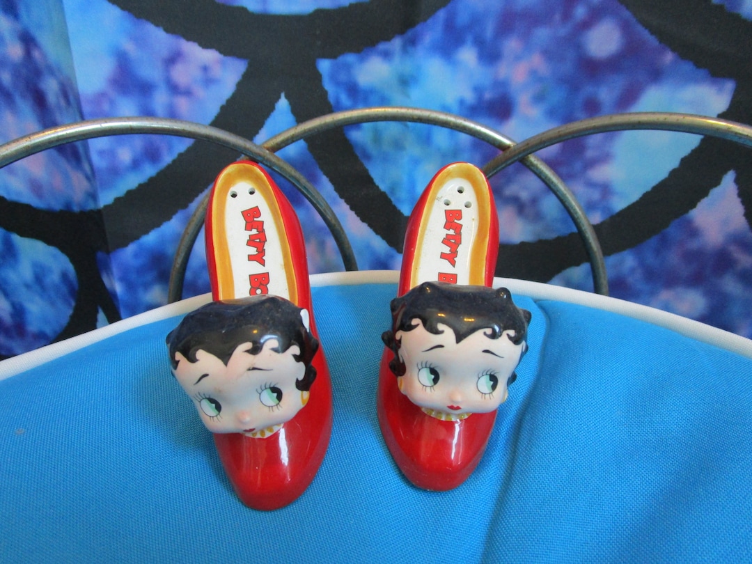 アメコミ Betty Boop S&P Shakers 1999 Betty Boop Salt and Pepper Shakers KFS/FS - Etsy
