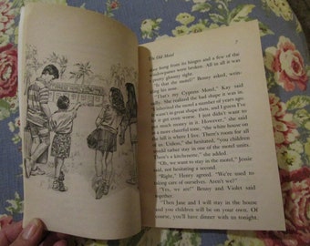 1991 the Boxcar Children the Old Motel Mystery #23 by Gertrude