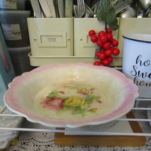 Vintage Pink and White Roses Round Medium Size Porcelain Bowl