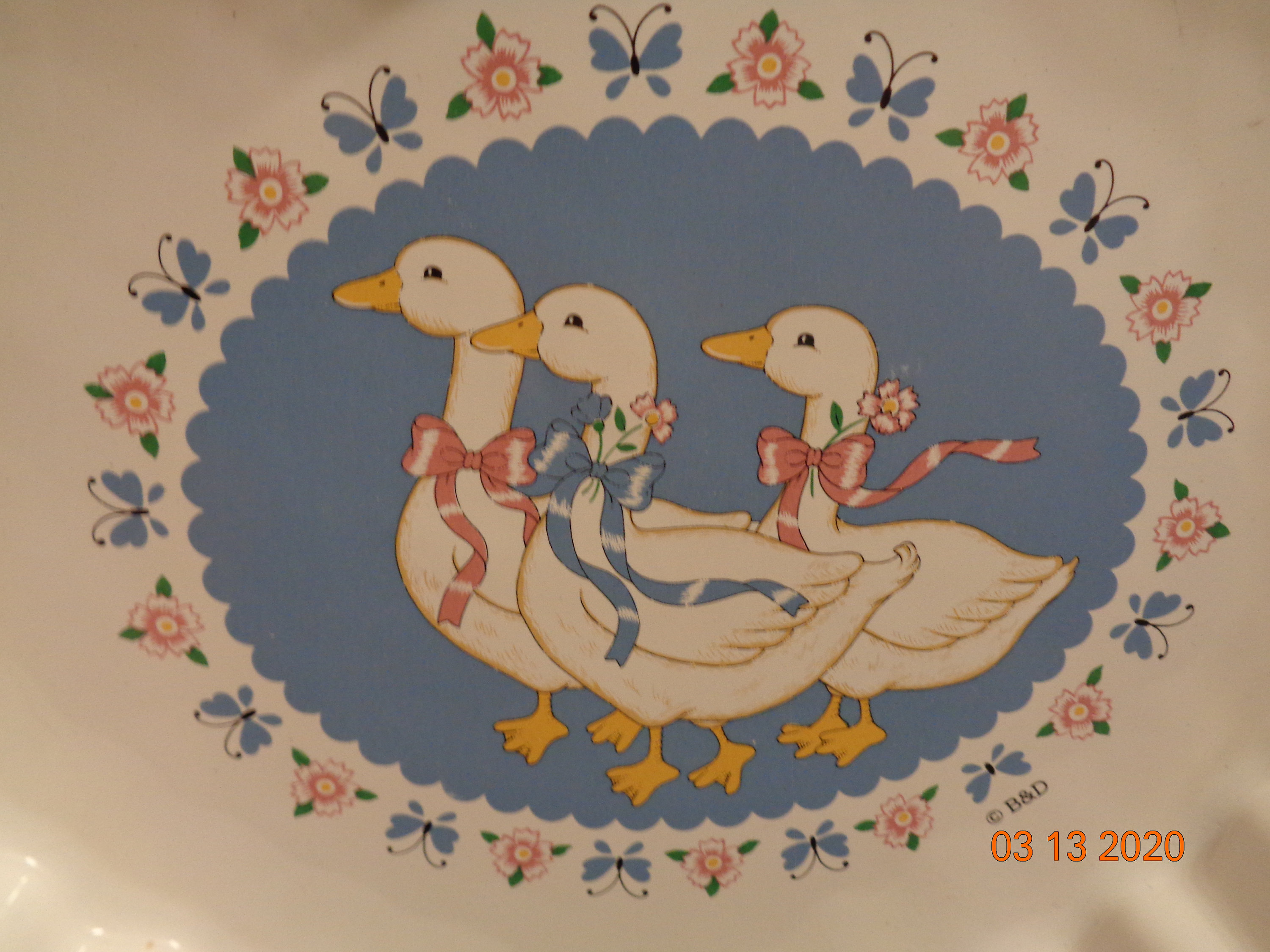 Vintage Treasure Craft Ribbon Duck or Geese Quiche Pie Cake Wall
