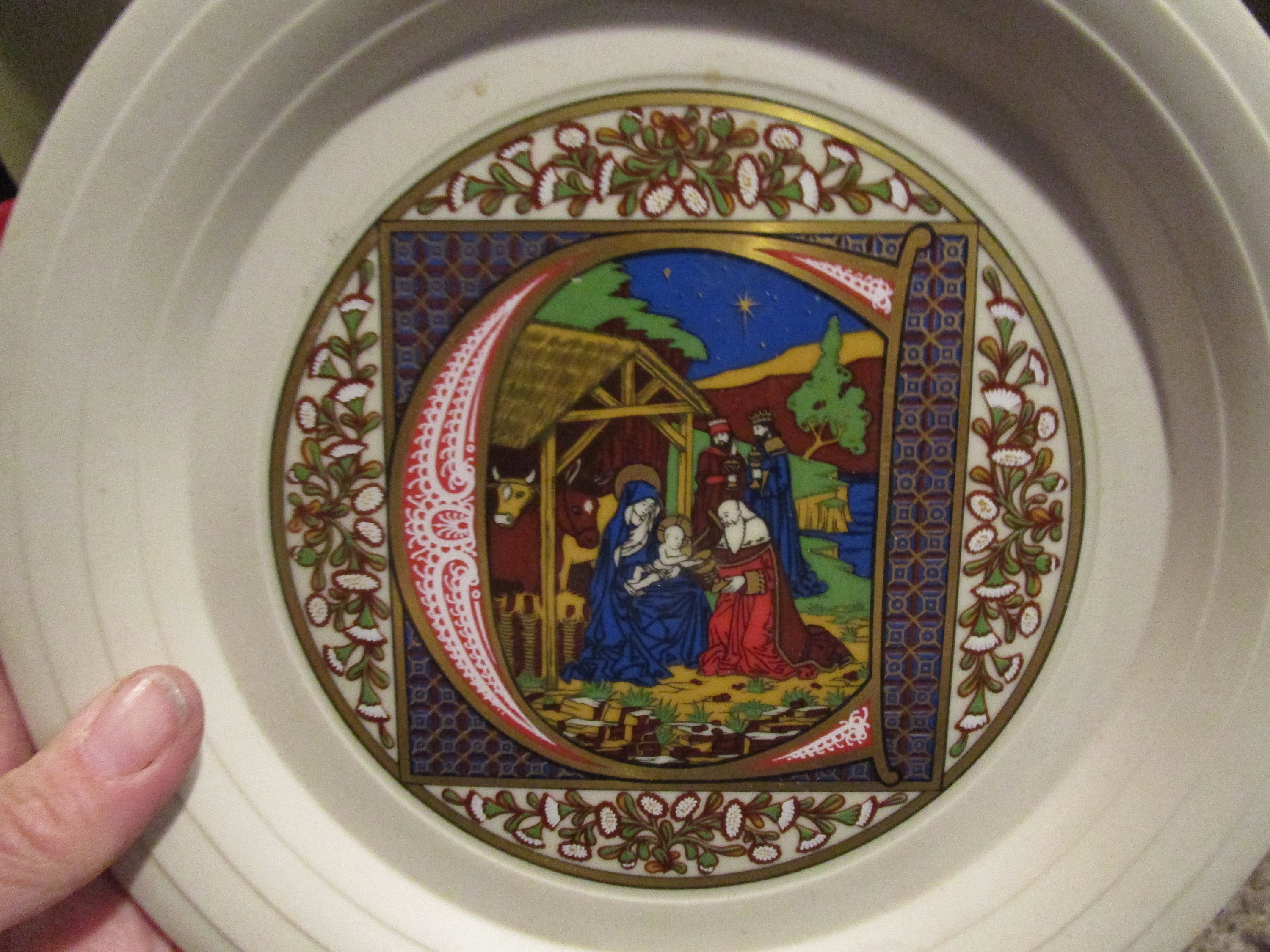 1979 Christmas Plate Limited Edition This Plate is the First in A
