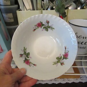 Vintage Medium Size Round Porcelain Bowl Pink Roses inside it Made in Japan