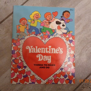 1981 Valentines Day Things to Make and Do Troll Associates Childrens Book
