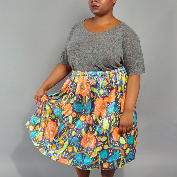 Vintage Plus Size Skirt // 1970's Bold Flower Power Skirt // XL XXL