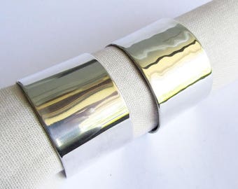Anillo para servilletas de plata de ley martillada - Anillo para servilletas forjado a mano - Regalo de boda - Regalo de 25 aniversario - Regalo de inauguración de casa