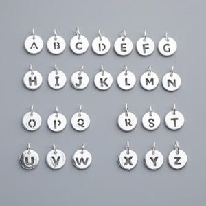 S925 sterling silver 26 English letters round card pendant handmade DIY beaded bracelet necklace pendant material accessories