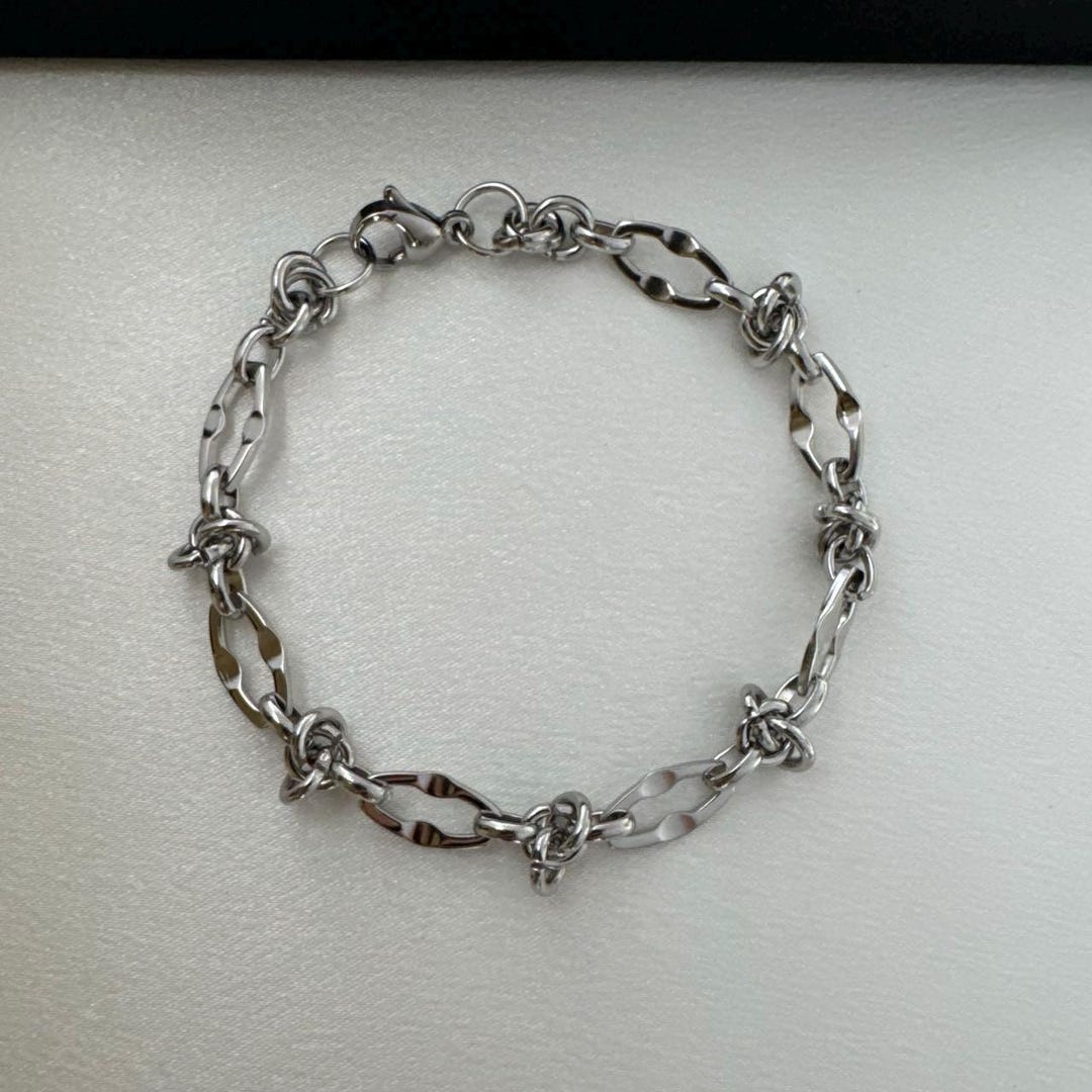 Connor, Link Bracelet main image 1