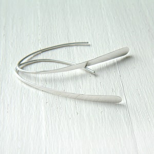 Arc Ear Threaders, Open Hoop Earrings Silver Simple Wire Form Earring, Hammered Wishbone modern minimal jewelry gift for her, unique gift