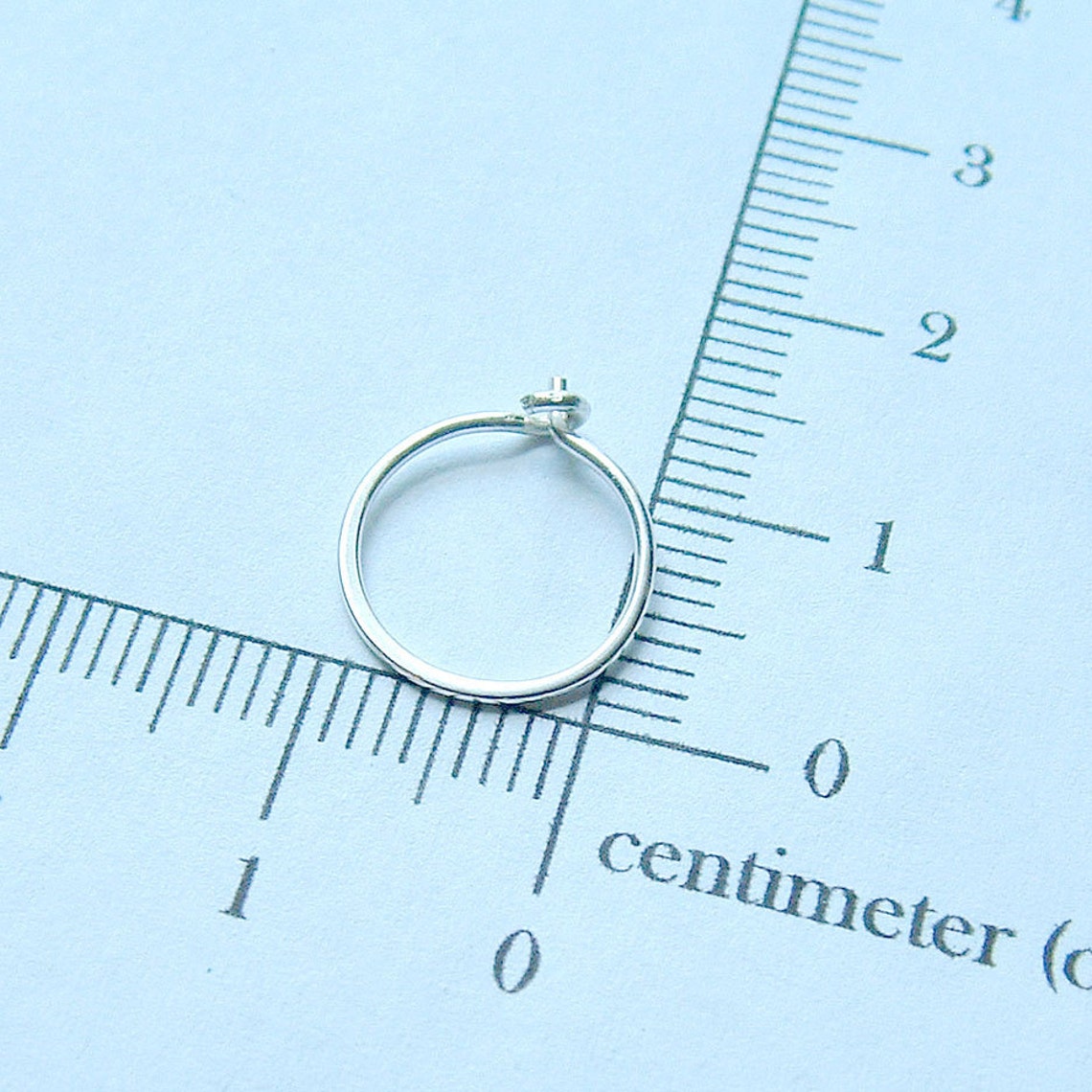 SMALL HOOP EARRINGS SILVER PLATED main image 1