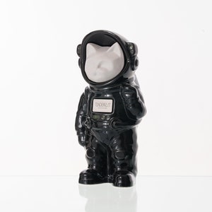 Customizable Pet Cremation Urn - Cat | Black | Ceramic Handmade Figure