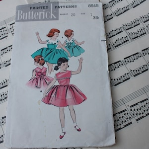 Vintage Sewing Pattern Girls&#39; Dress w/ Square Capelet Collar