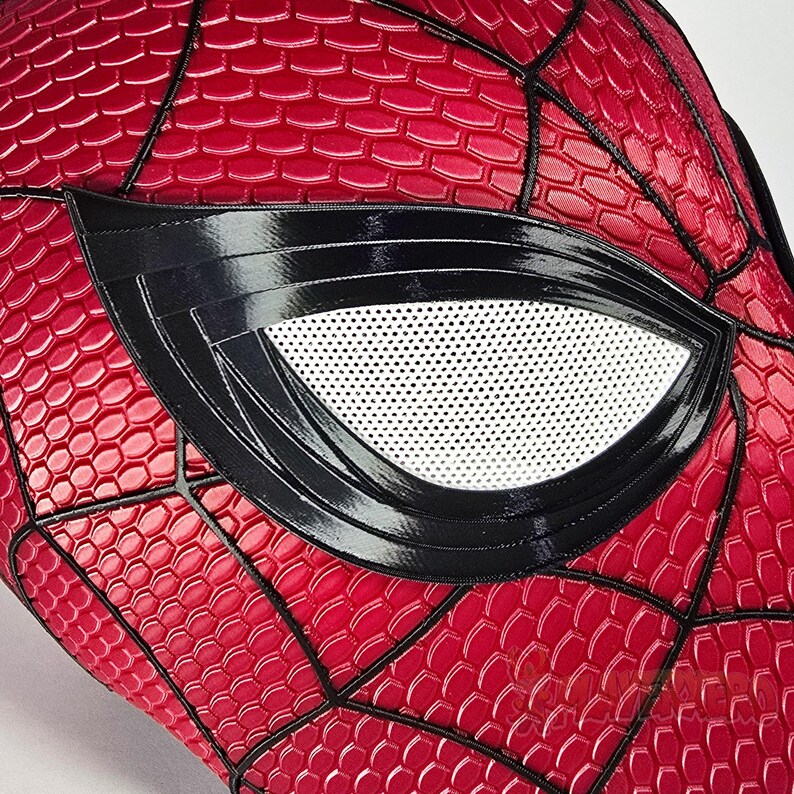 spiderman mask mesh eyes detail magnetic lenses cosplay helmet close up
