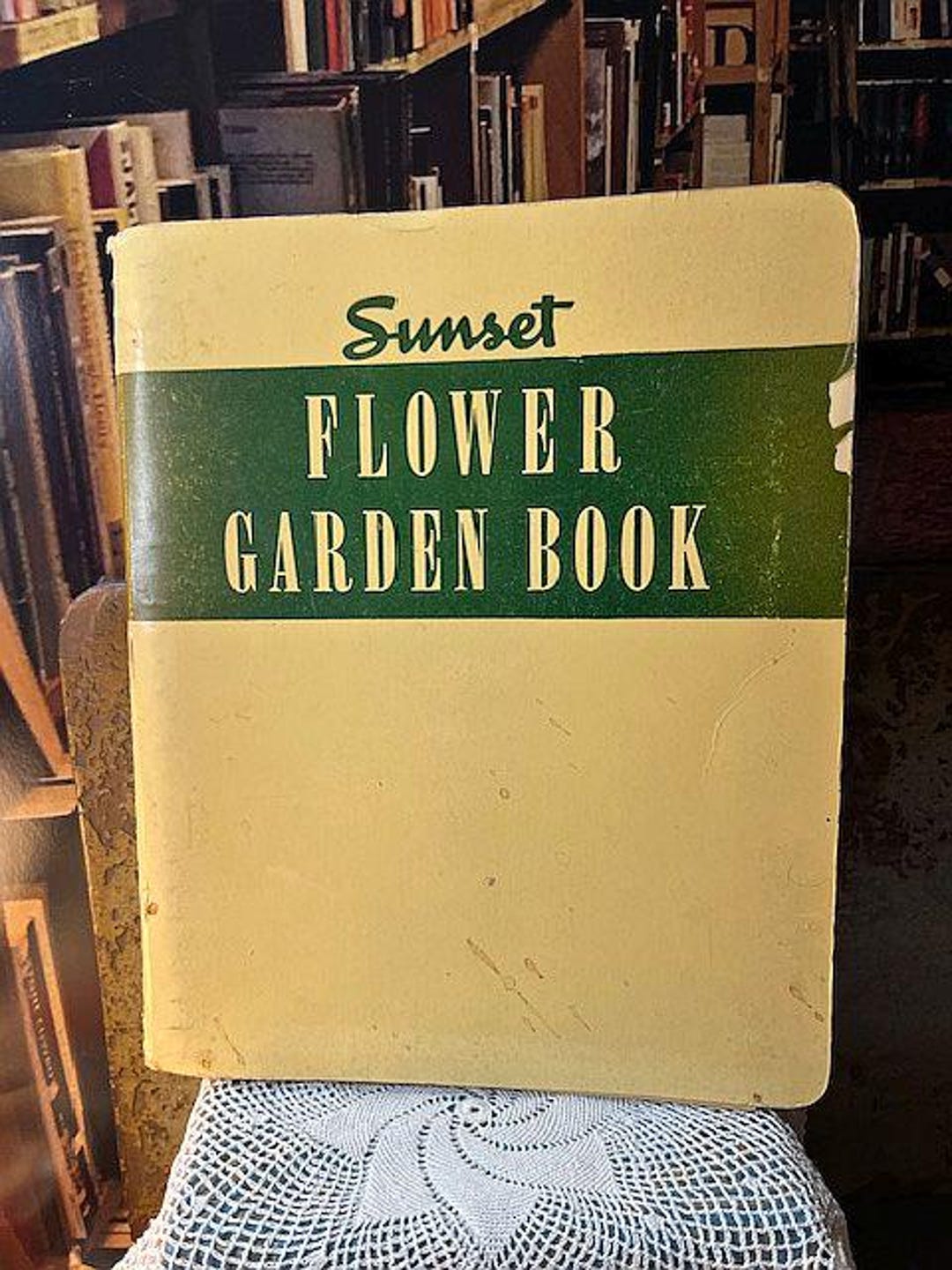 1952 8th Printing Sunset Flower Garden Book Gardening Flowers Spiral ...