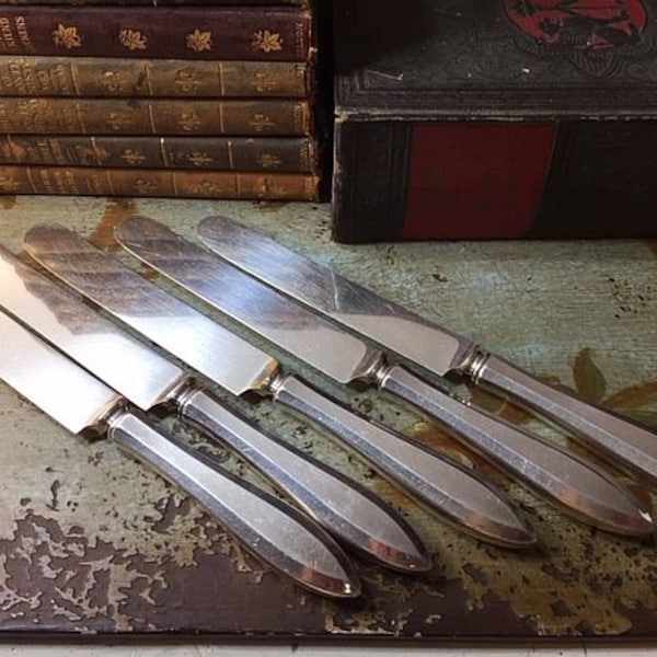 5 Antique Vintage Community Knife Knives Silverplate Flatware Wide Rounded Blade Silver Plate