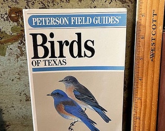 1988 Birds of Texas Peterson Field Guide  Vintage PB Book bird Observing