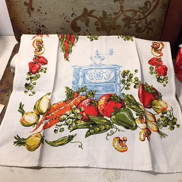 Vintage Mid Century Linen Kitchen Tea Towel with Coffee Grinder Pitcher Vegetables NICE  MCM