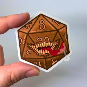 DnD Tabletop Gaming Aufkleber, W20 Mimic, Lustiger Aufkleber, Geschenk für Ihn, Geschenk für Sie, Geburtstag, DM-Bildschirm Aufkleber, Laptop Aufkleber