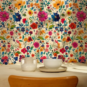 Papier peint floral vibrant - Motif de fleurs colorées pour une décoration intérieure lumineuse et gaie | Papier peint autocollant - Papier peint amovible