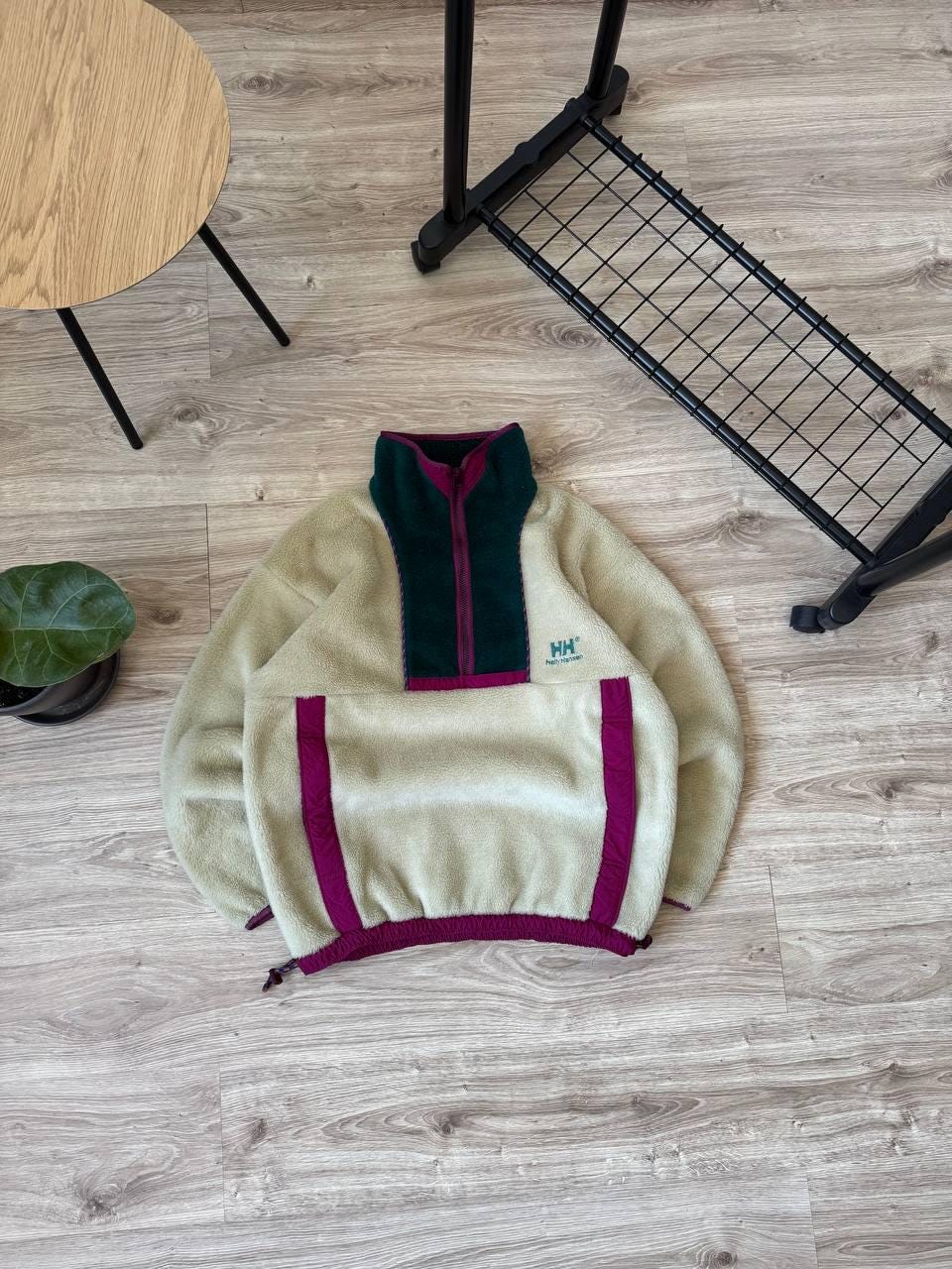 Y2k Helly Hansen - Etsy Y2k Helly Hansen - Etsy