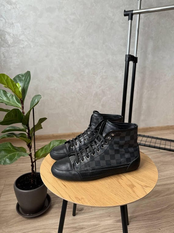 Louis Vuitton Mens Damier shoes Louis Vuitton Damier Calfskin Mens Beverly Hills Sneakers 8  main image 2