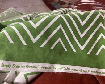 10814-17 Simply Colorful Style Lime Green and White Metro Geometric Ogee by Vanessa Christenson for Moda