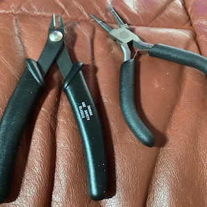 Jewelry Making Tools | Beading | Set of 2 | Wire cutters and round nose pliers | used