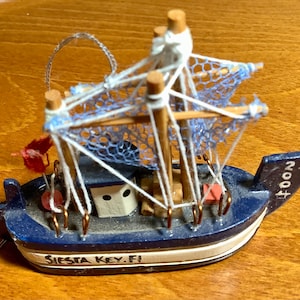 2004 Siesta Key, Florida Ship Sailboat Fishing Boat Ornament | 3 by 2.5” | Excellent condition as pictured