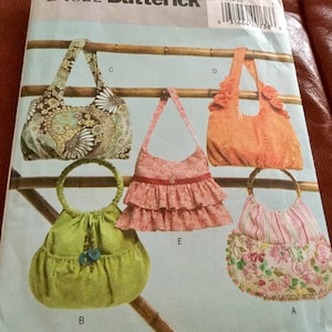 Butterick 4822 | Ruffled Purse Pattern | Fabric Purse, uncut